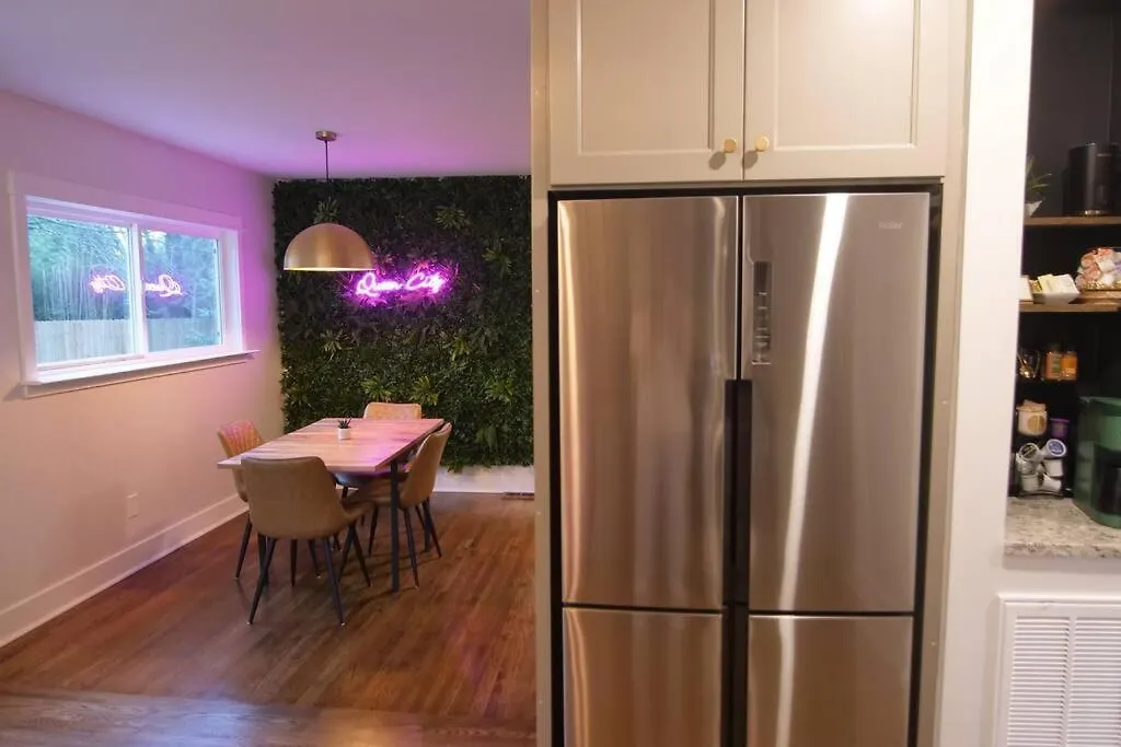 度假居 Vibrant Home 7 Mins From Uptown, King & Queen Bed - Queen City Oasis 夏洛特 美国